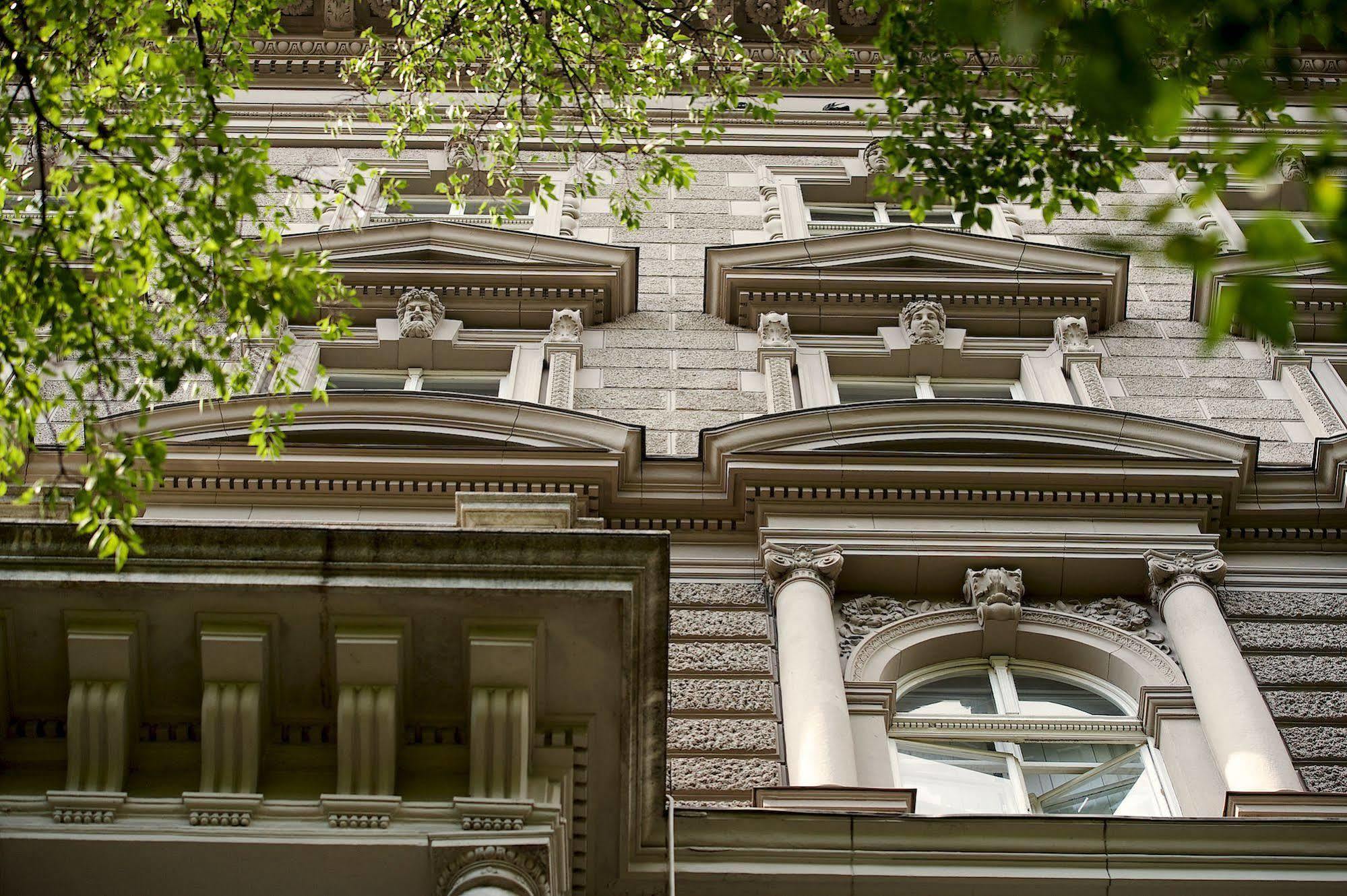 Andrassy Thai Будапешт