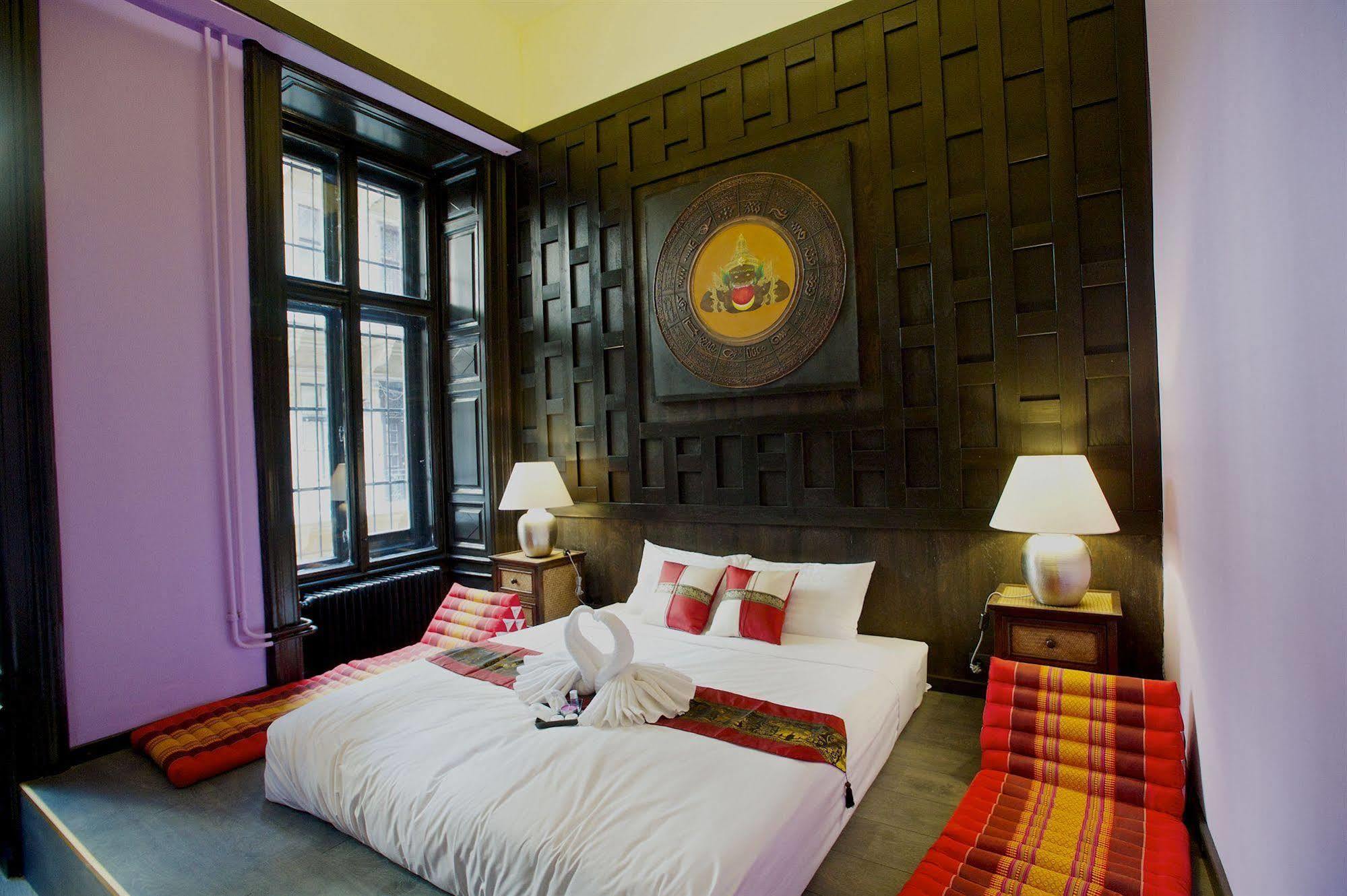 Отель Andrassy Thai 3*