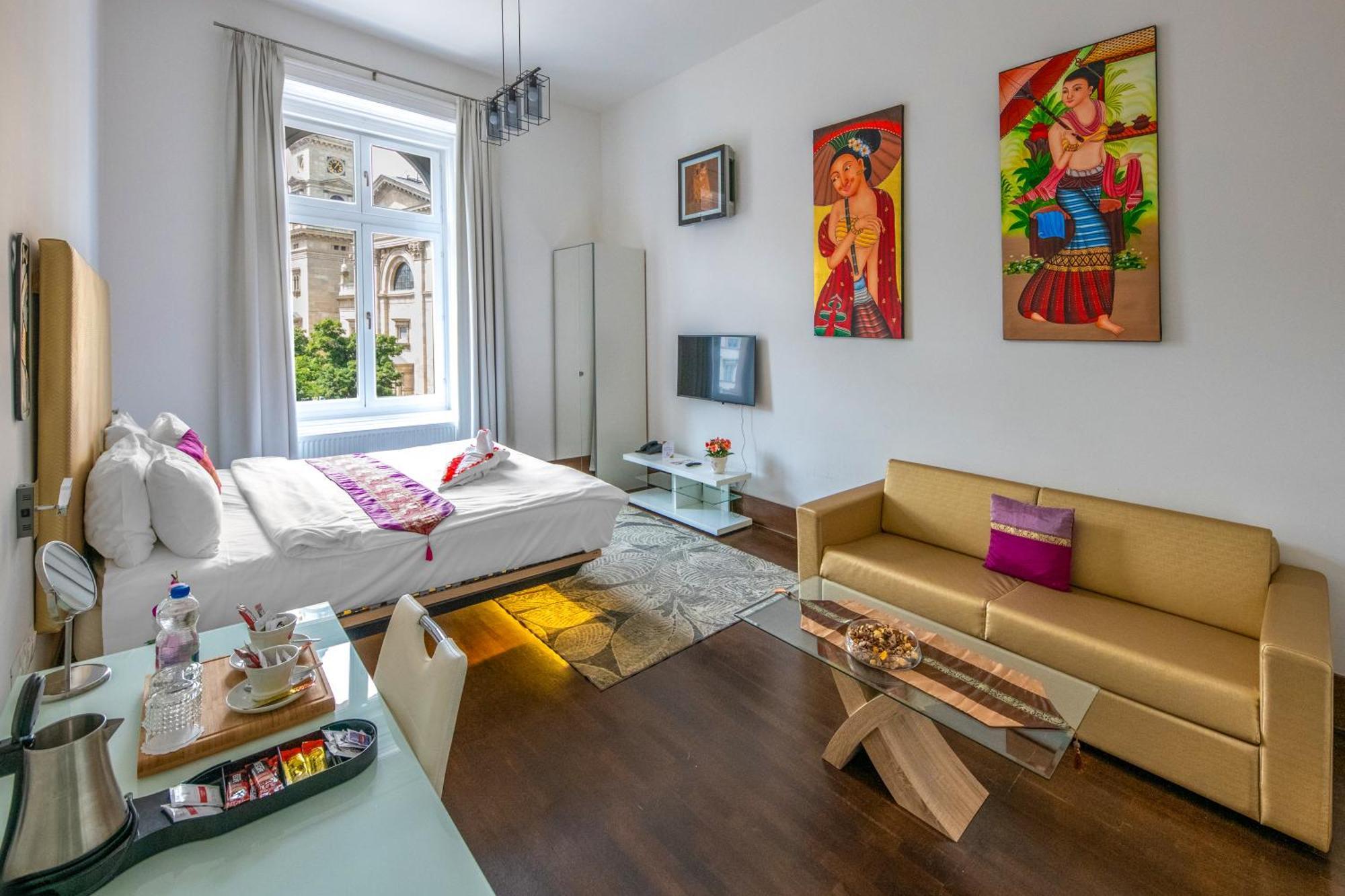 Готель Andrassy Thai