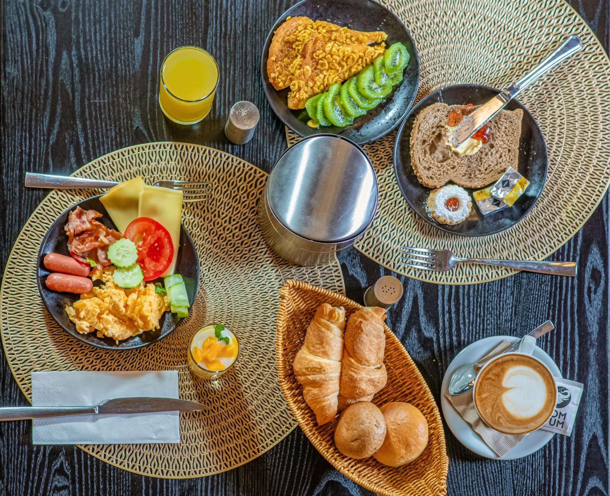 Готель Andrassy Thai Будапешт